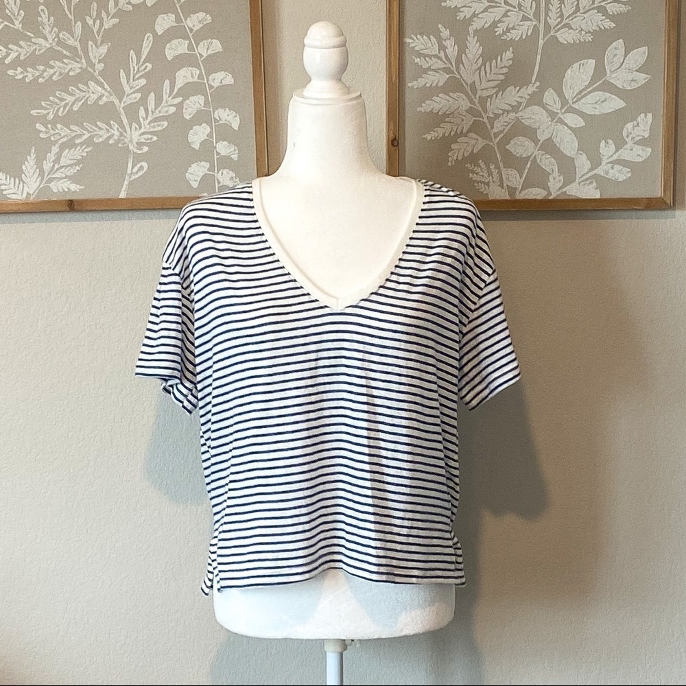 Navy Striped V-Neck Tee | Forever21, Nautical